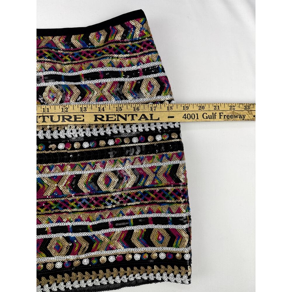 GUESS Sequin Skirt  M vibrant geometric patterns.  mix of colors for a bold look - Picture 7 of 10